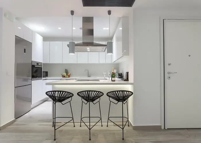 Faros * Vlicha (Rhodes)